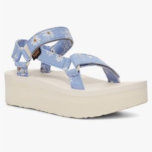 NWOT Teva Women's Flatform Universal Gloriosa Sandal Women’s 8